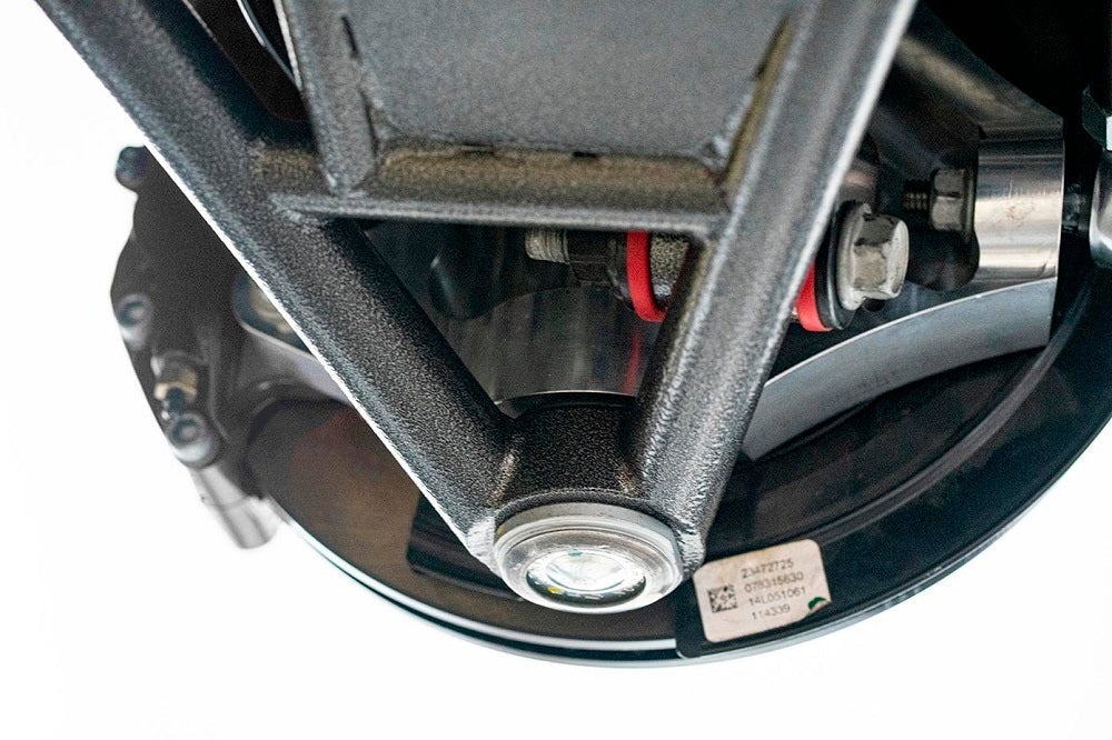 C7 17" Conversion Kit By Carlyle Racing| Drilled And Slotted Rotors, Red Calipers - Image 3